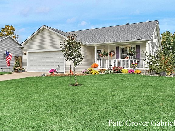 2nd image of 6935 Shady Knoll Dr SE