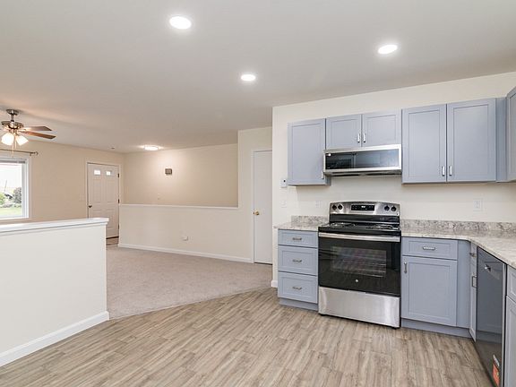 5th image of 1285 Calkins Rd #B
