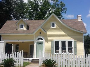 611 N Marshall St, Henderson, TX 75652