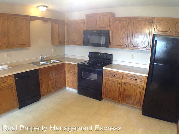 2nd image of 4205 S Locust Dr APT 1