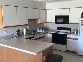 15 W Side Dr, Iowa City, IA 52246