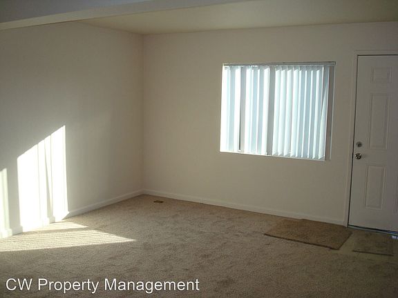 5th image of 8645 Mellmanor Dr APT A