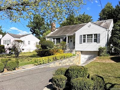 42 Holly Place, Larchmont, NY, 10538