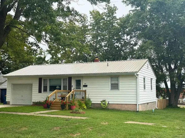 604 Broadway St, Macon, MO 63552
