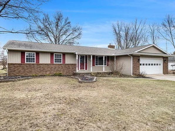 10102 Carpenter Rd, Flushing, MI 48433