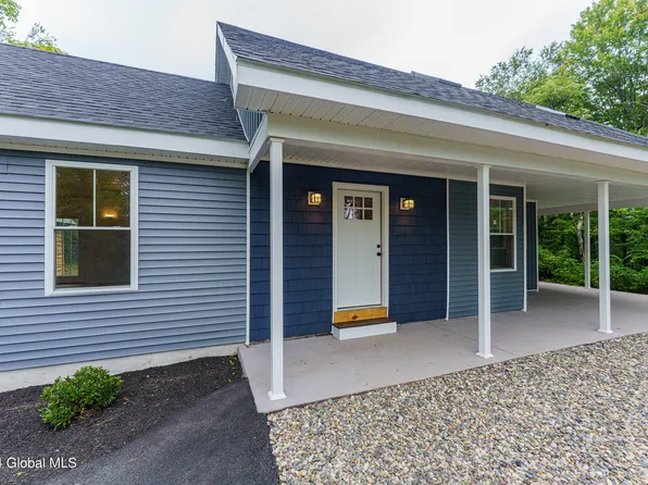 757 Taborton Road, Averill Park, NY 12018