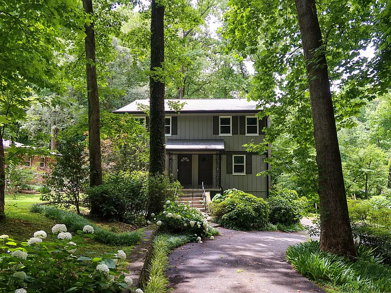 1340 Willivee Dr — Photo 1