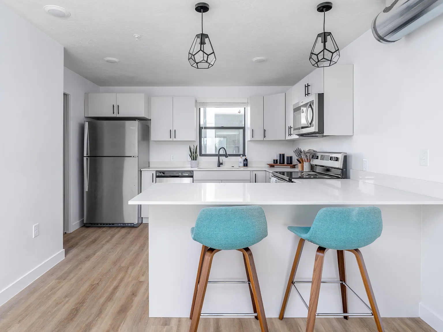 Art West Townhomes — Photo 4