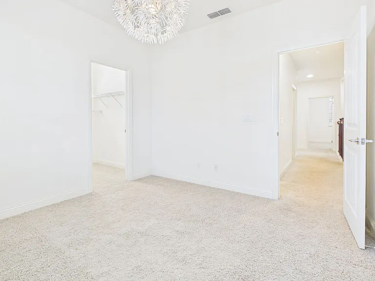 4085 David Loop — Photo 20