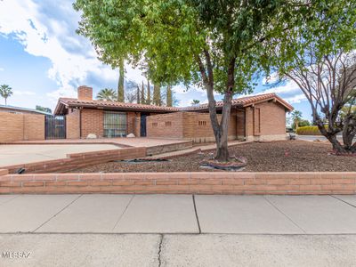 1702 S Camino Seco, Tucson, AZ, 85710