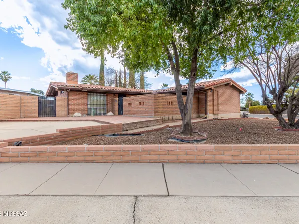 1702 S Camino Seco, Tucson, AZ 85710