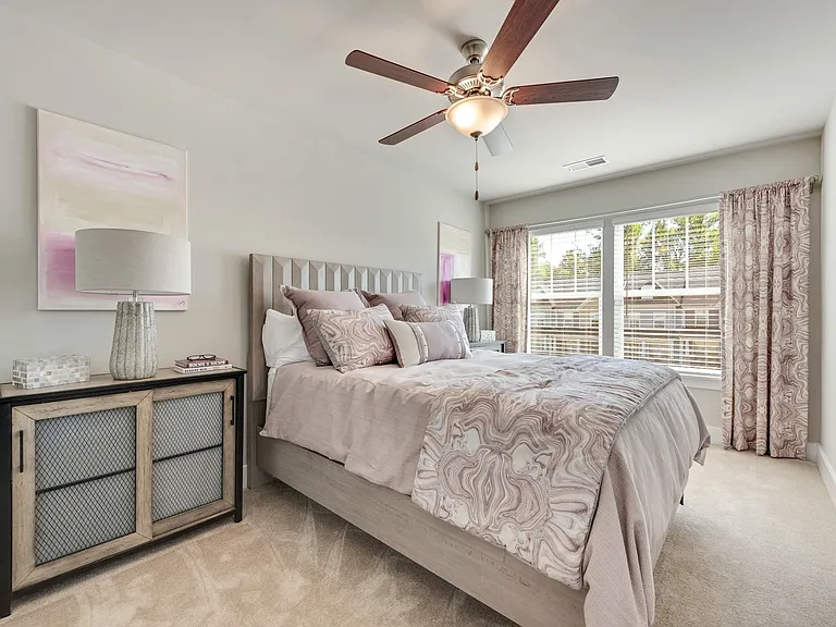 Covey Homes Addison — Photo 10