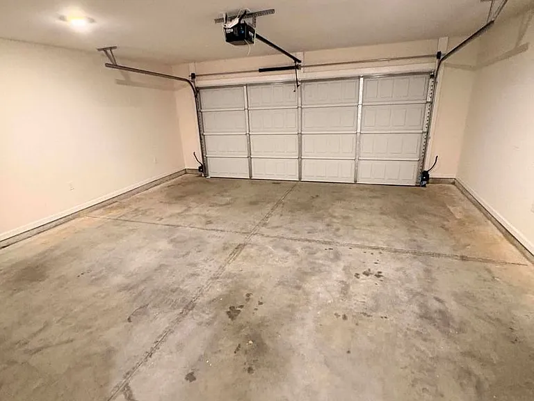 305 Lantana Ct — Photo 19