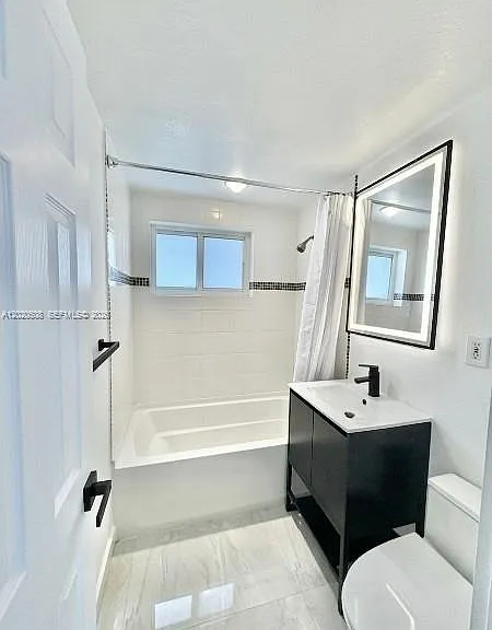 2430 Key Largo Ln — Photo 13