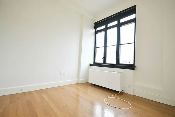 Rented by Bold New York | media 58