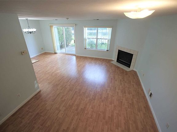 3rd image of 114 Erin Ln