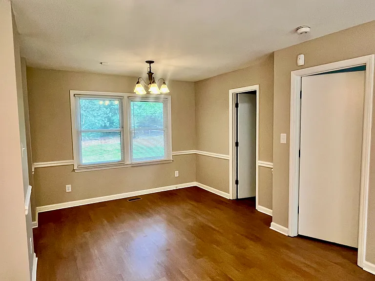 2330 Hillandale Rd — Photo 4