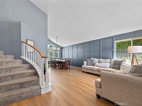 5th image of 22120 Grovepark Dr