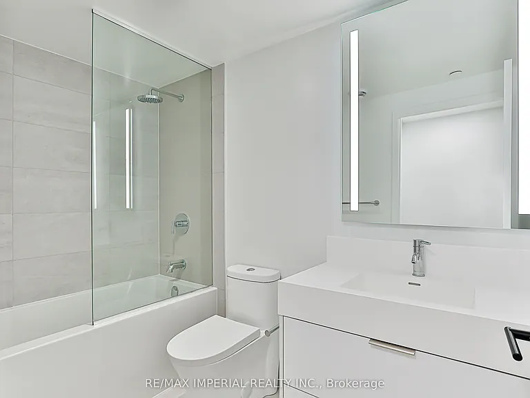 308 Jarvis St #305 — Photo 26