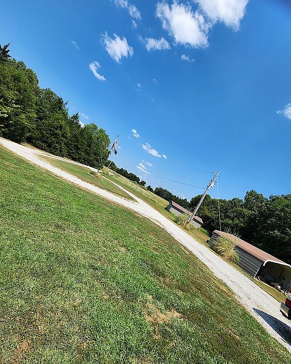 Entrance & Fenced Pasture