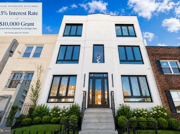 1215 Holbrook Ter NE #3, Washington, DC 20002
