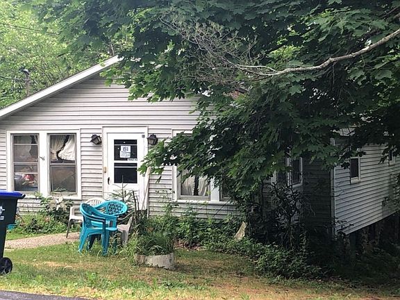 2nd image of 181 Excelsior Ave