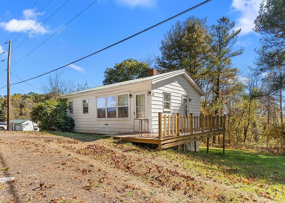 1st image of 482 Deer Ridge Rd