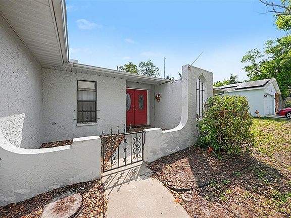 2nd image of 8731 Woodcrest Dr