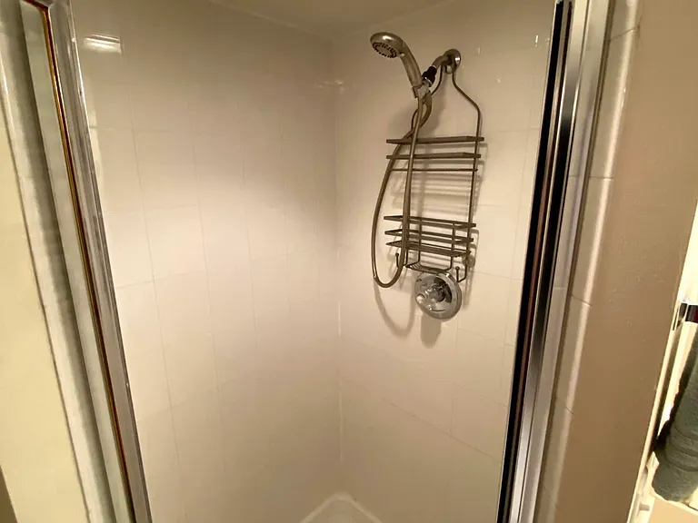 603 Shorewood Dr #F206 — Photo 9