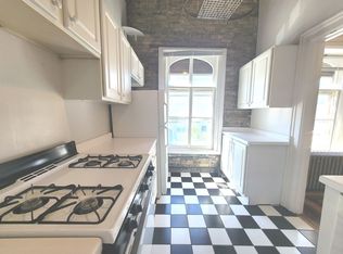 706-08 E Juneau Ave #3, Milwaukee, WI 53202