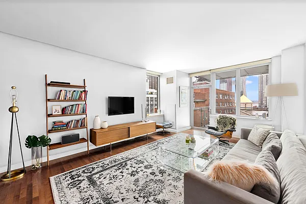 Sold by Compass | media 1