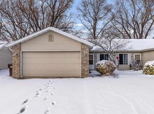 6792 Audree Ln, Loves Park, IL 61111