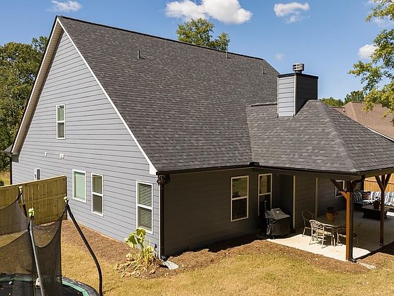 4th image of 152 Brookstone Dr