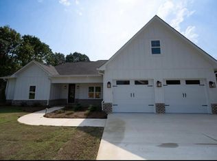 3292 Summerlin Dr, Belden, MS 38826