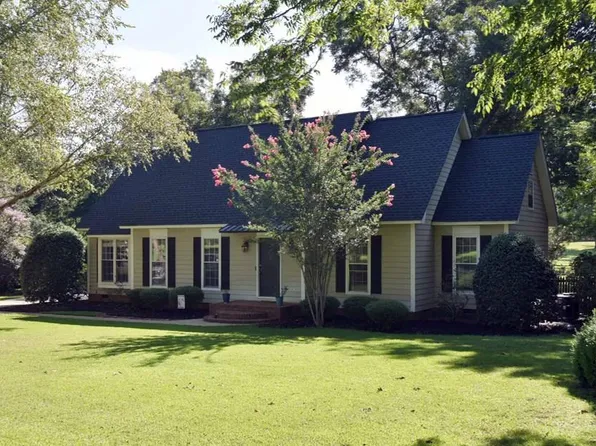 2624 Crofton Dr, Albany, GA 31721