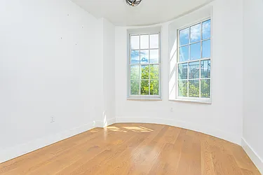 Rented by MySpaceNYC