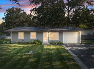 1804 Robin Dr, Warsaw, IN