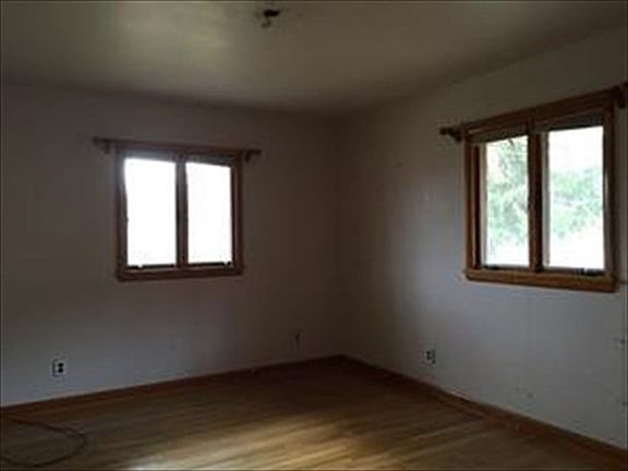 5th image of 138 W 51st St