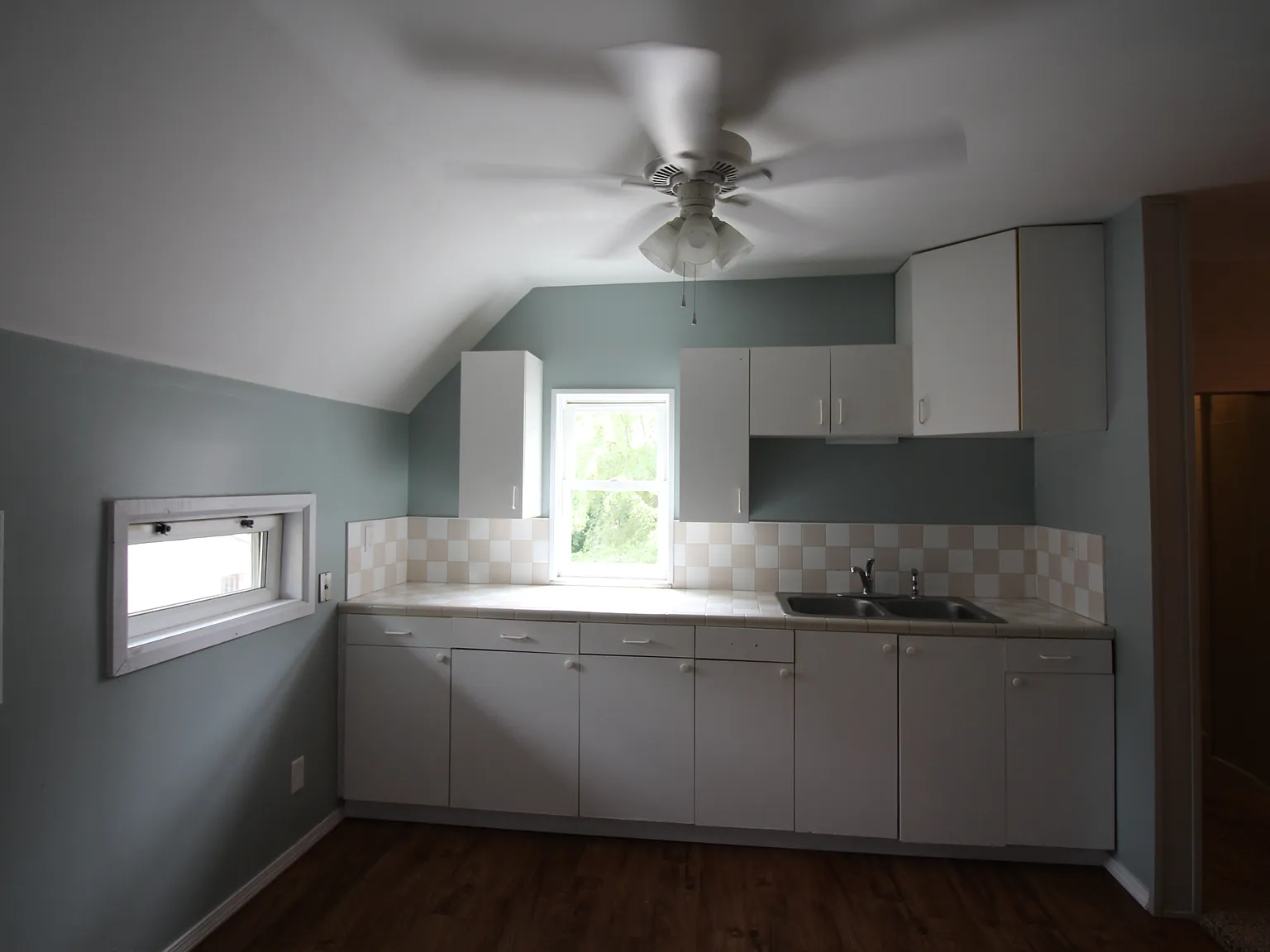 2 bed, 825 sqft, $1,150 — Photo 1
