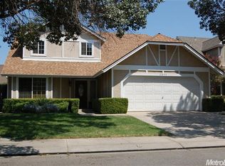2833 Woodmont Cir, Modesto, CA 95355