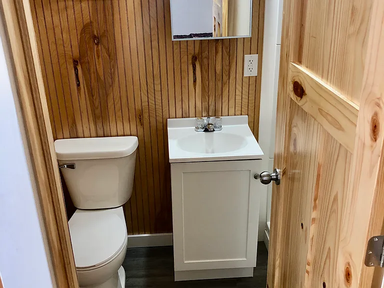 210 E North St #22 — Photo 5