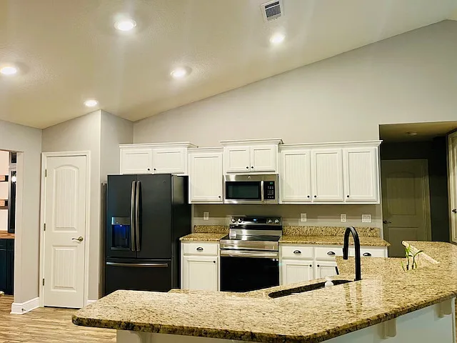 3172 Hickory St — Photo 11