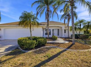 828 SW 52nd St, Cape Coral, FL 33914