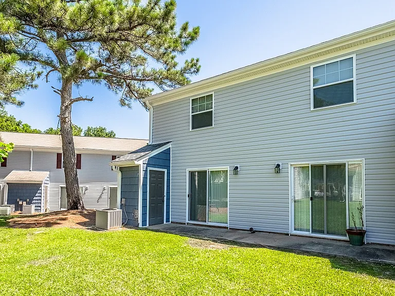 Bramblewood Apartments — Photo 12