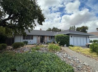172 Salinas Dr, Vacaville, CA 95688