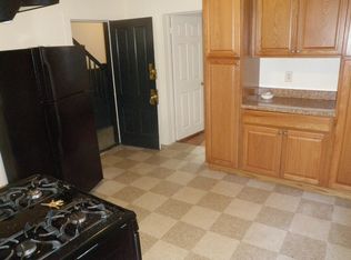 319 Sumner St APT 1R, Boston, MA 02128