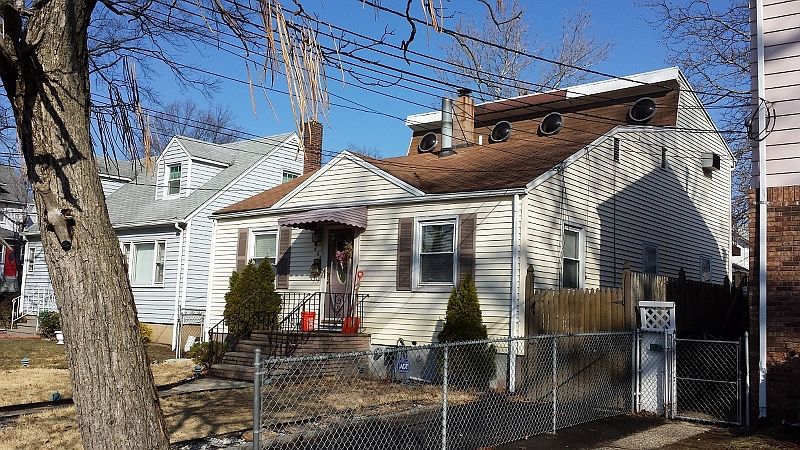 2nd image of 448 W 2nd Ave