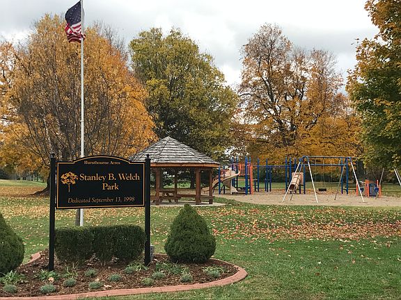 City park right next door