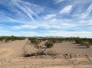 29819 Stage Coach Rd, Bouse, AZ 85325