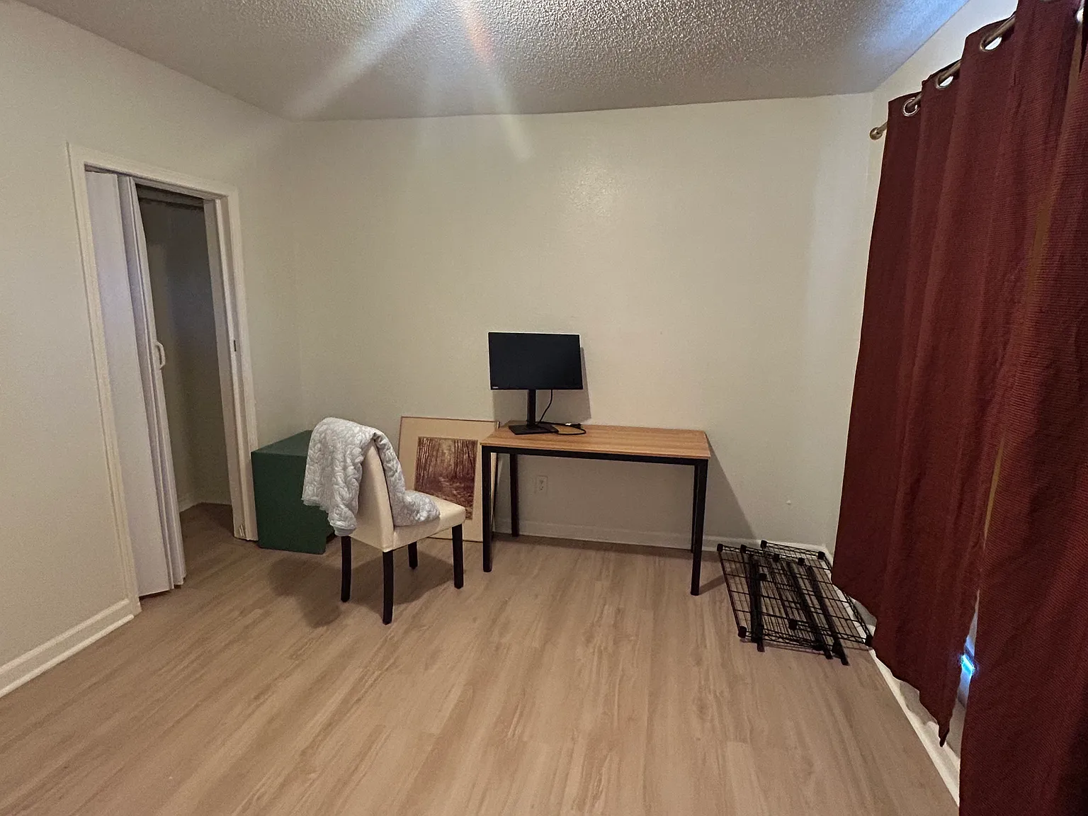 3 bed, 1400 sqft, $850 — Photo 4